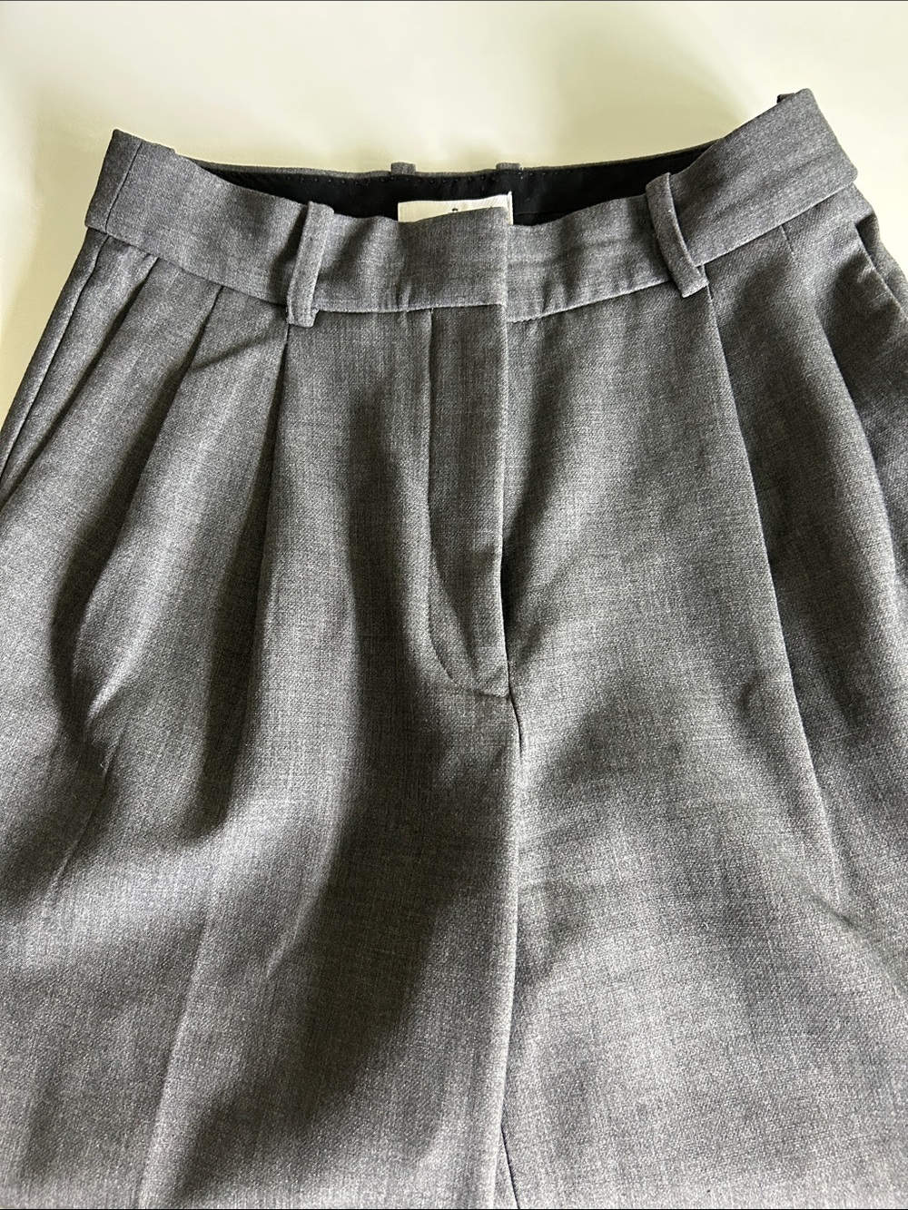 Babaton Charcoal Gray Pleated Dress Trousers